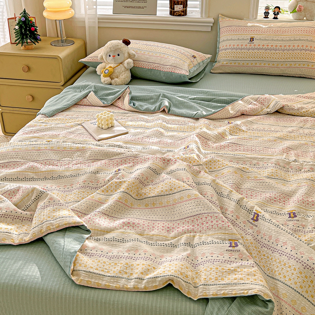 91家纺网 家纺一手货源 找家纺 王朝国际 2026新款A类彩竺棉印花夏被四件套 小欢喜