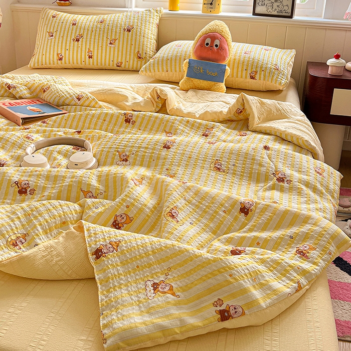 91家纺网 家纺一手货源 找家纺 王朝国际 2026新款A类彩竺棉印花夏被四件套 星星仔