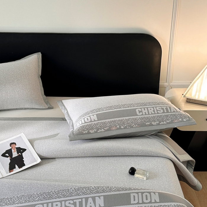 91家纺网 家纺一手货源 找家纺 慕尚家纺 2026春夏新款凉感冰丝提花凉席三件套 花艺 灰红