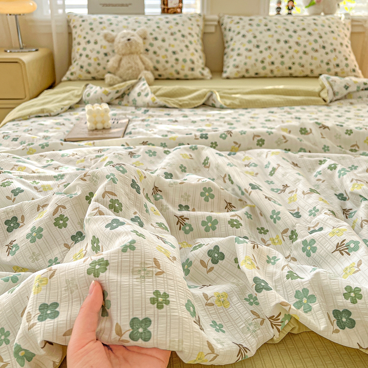 91家纺网 家纺一手货源 找家纺 王朝国际 2026新款A类彩竺棉印花夏被四件套 幸运草