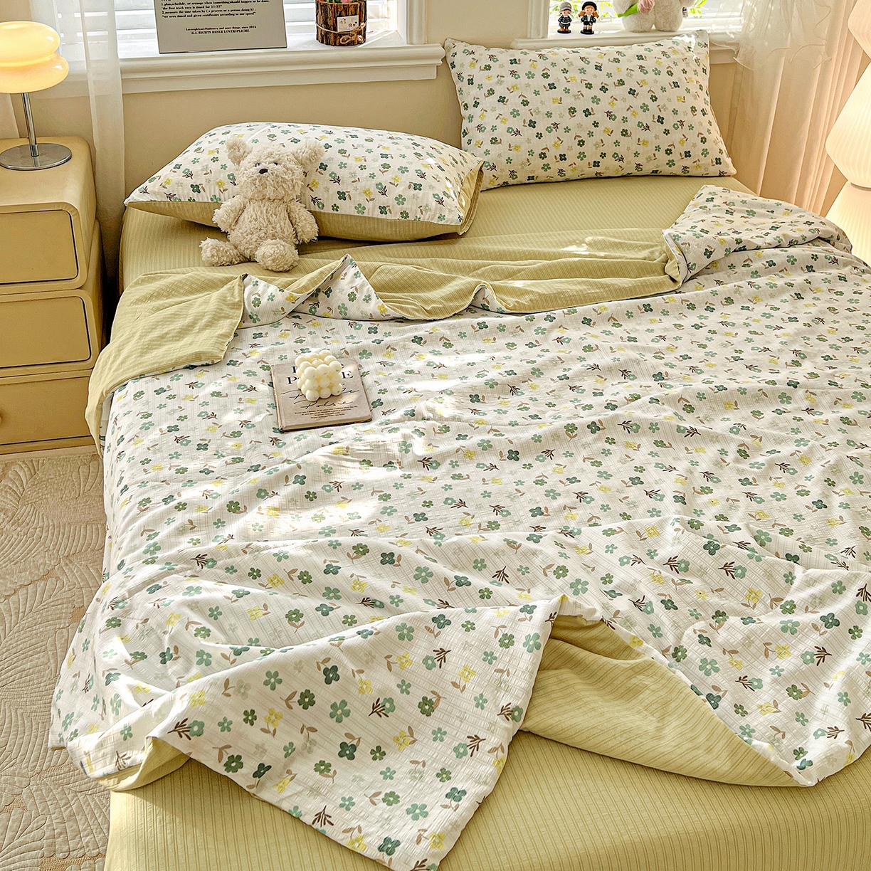 91家纺网 家纺一手货源 找家纺 王朝国际 2026新款A类彩竺棉印花夏被四件套 幸运草