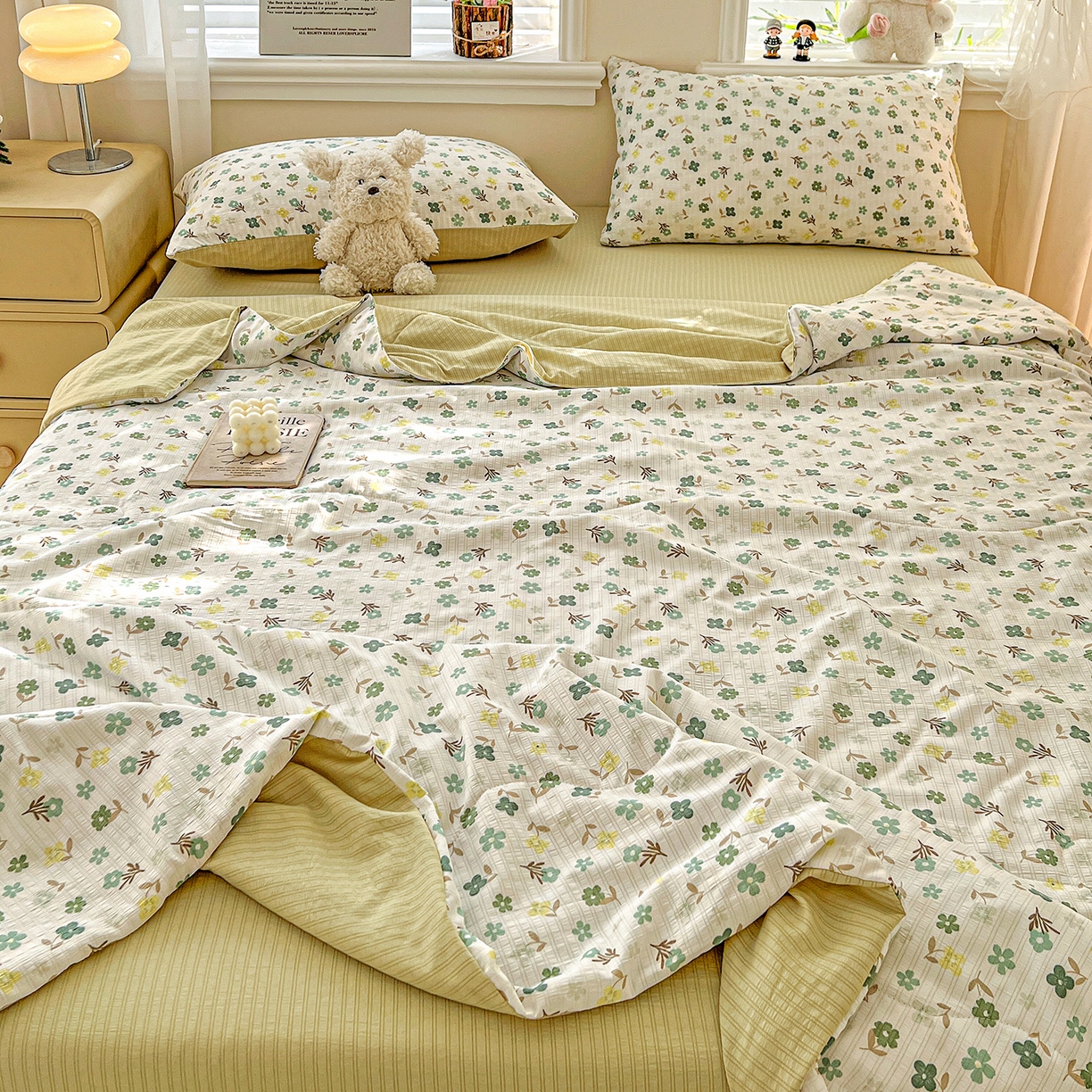 91家纺网 家纺一手货源 找家纺 王朝国际 2026新款A类彩竺棉印花夏被四件套 幸运草