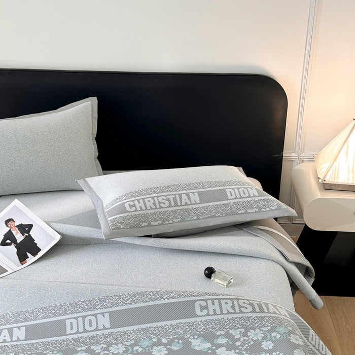 91家纺网 家纺一手货源 找家纺 慕尚家纺 2026春夏新款凉感冰丝提花凉席三件套 花艺 灰绿