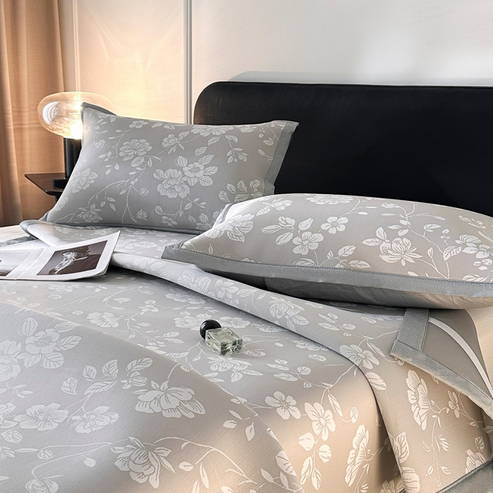 91家纺网 家纺一手货源 找家纺 慕尚家纺 2026春夏新款凉感冰丝提花凉席三件套 花语 灰