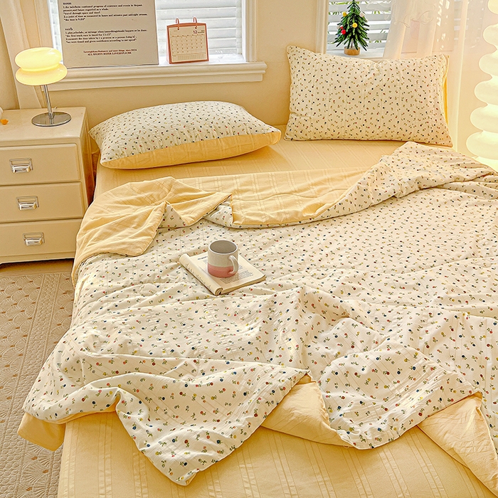 91家纺网 家纺一手货源 找家纺 王朝国际 2026新款A类彩竺棉印花夏被四件套 芝士奶盖