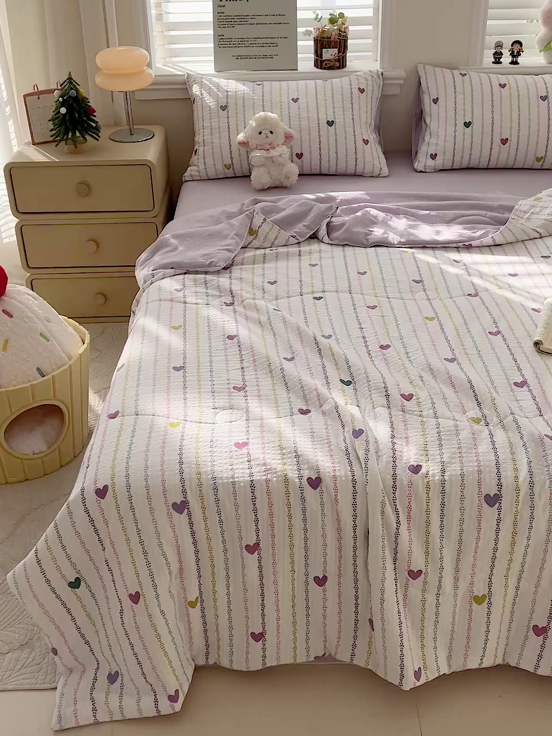 91家纺网 家纺一手货源 找家纺 王朝国际 2026新款A类彩竺棉印花夏被四件套 紫爱心