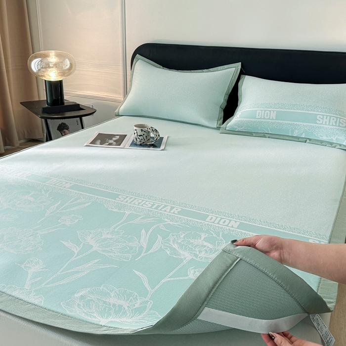 91家纺网 家纺一手货源 找家纺 慕尚家纺 2026春夏新款凉感冰丝提花凉席三件套 水仙 绿