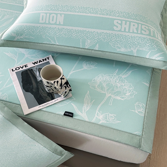 91家纺网 家纺一手货源 找家纺 慕尚家纺 2026春夏新款凉感冰丝提花凉席三件套 水仙 绿