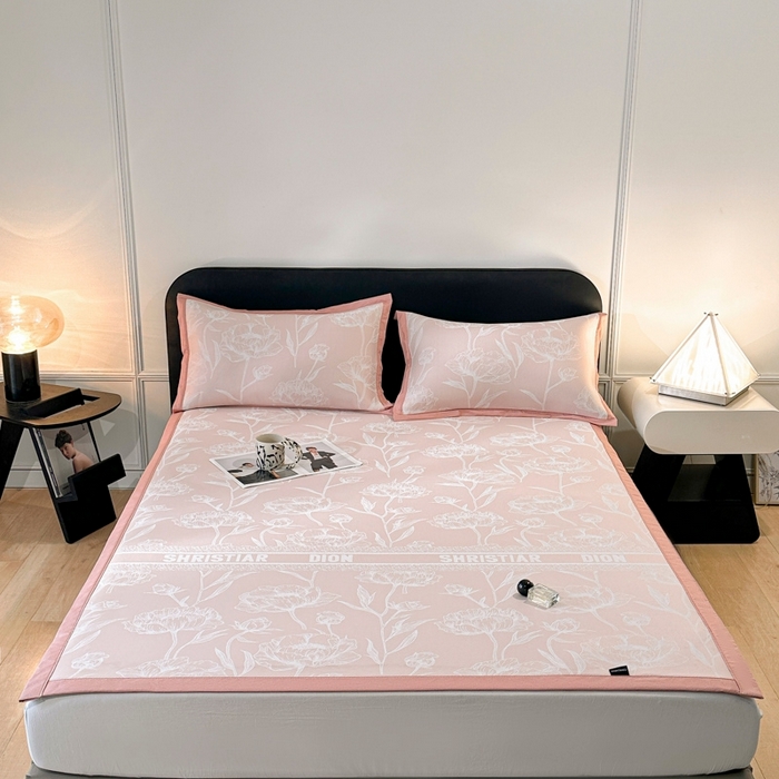 91家纺网 家纺一手货源 找家纺 慕尚家纺 2026春夏新款凉感冰丝提花凉席三件套 烟粉