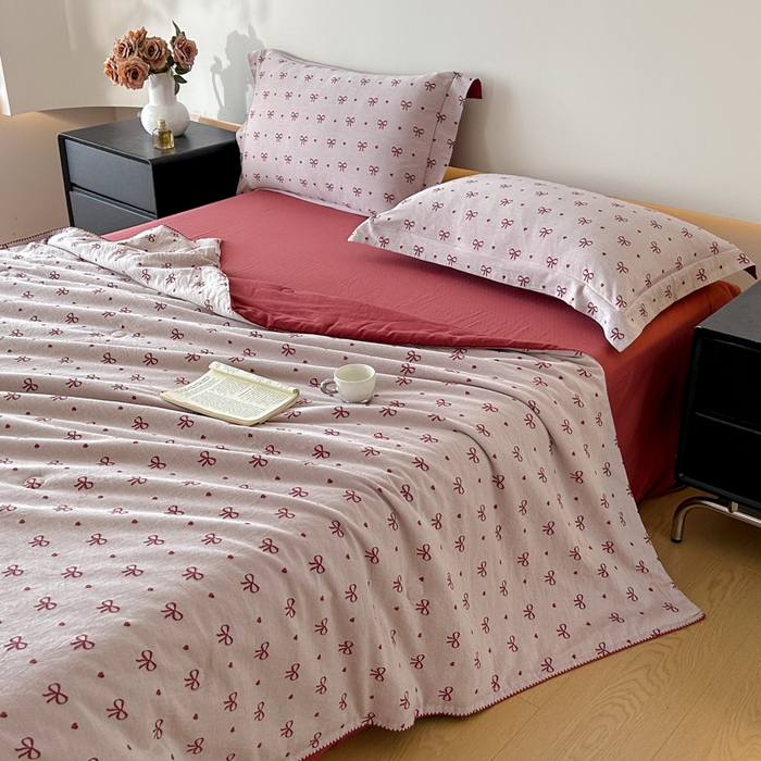 91家纺网 家纺一手货源 找家纺 禾时 2026新款全棉纯棉色织提花四件套 蝴蝶结（酒红）