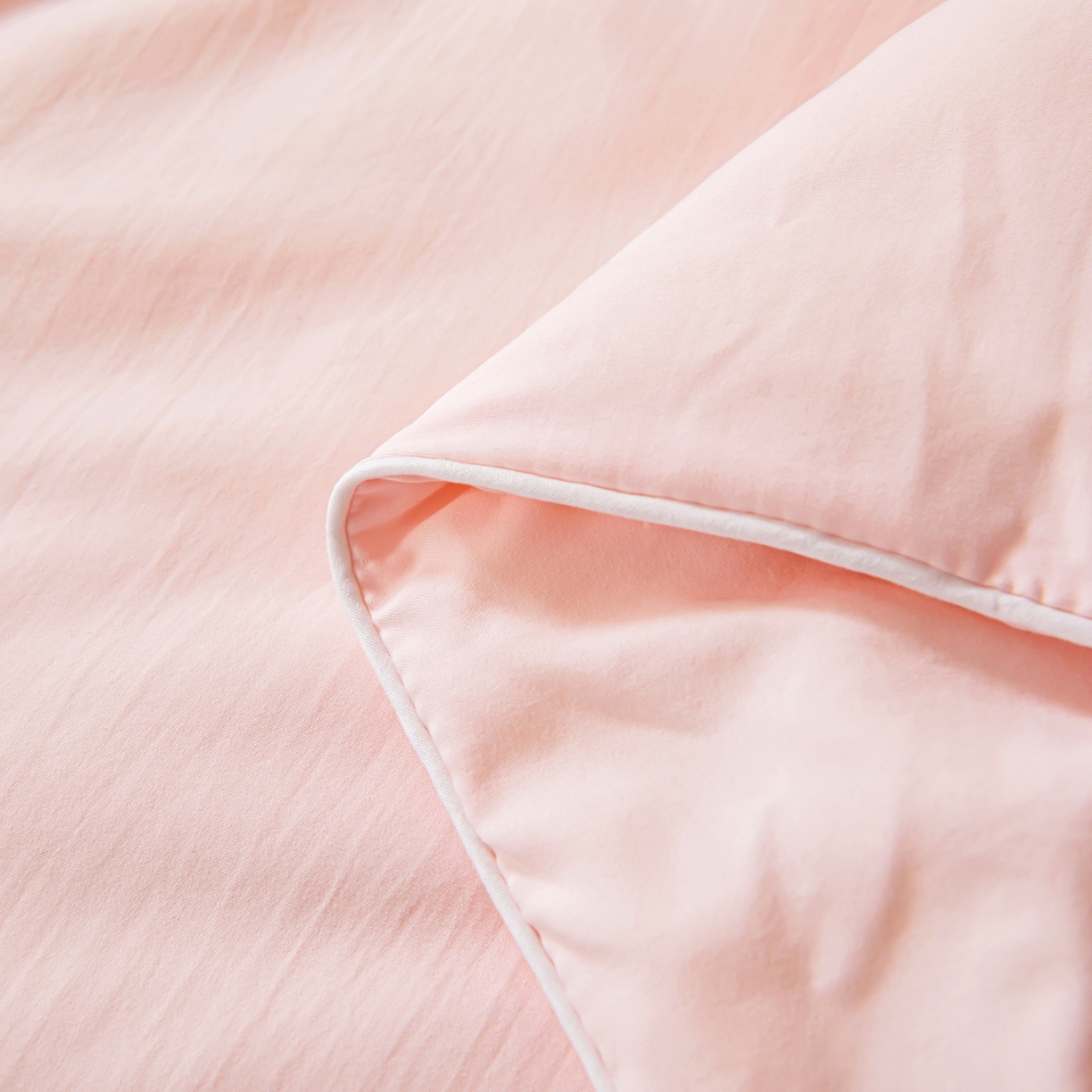 91家纺网 家纺一手货源 找家纺 秋泽家纺2026慕丝棉纯色凉感大豆纤维夏被 烫钻工艺四边踩棉不跑棉 冰柔粉