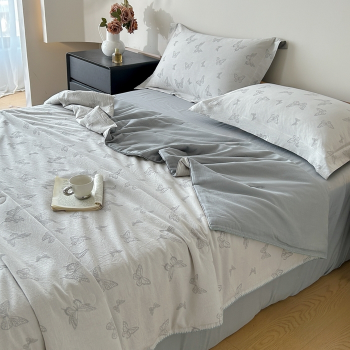 91家纺网 家纺一手货源 找家纺 禾时 2026新款全棉纯棉色织提花四件套 轻舞飞扬（兰）