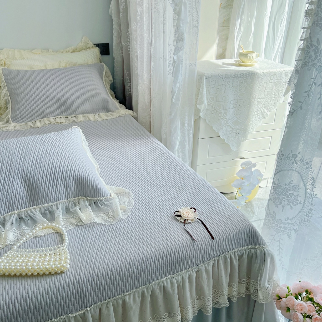 91家纺网 家纺一手货源 找家纺 恋尚羽 2026新款高分子PE凉泡泡大床裙凉感席波浪冰豆豆凉席席子三件套-系列 山茶可可 灰色