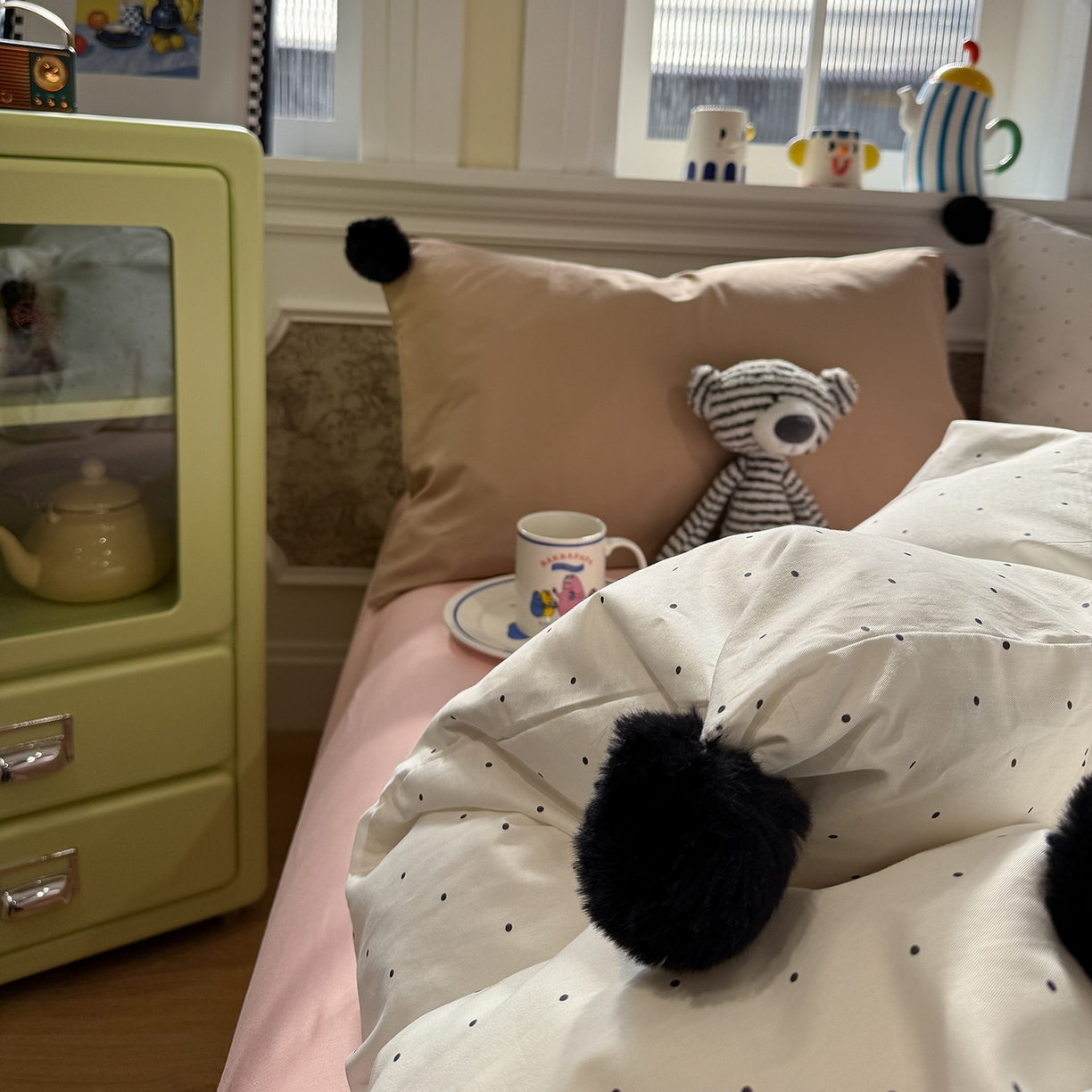 91家纺网 家纺一手货源 找家纺 慕尚家纺 2026新款全棉纯棉水洗带球工艺四件套 波点  米白