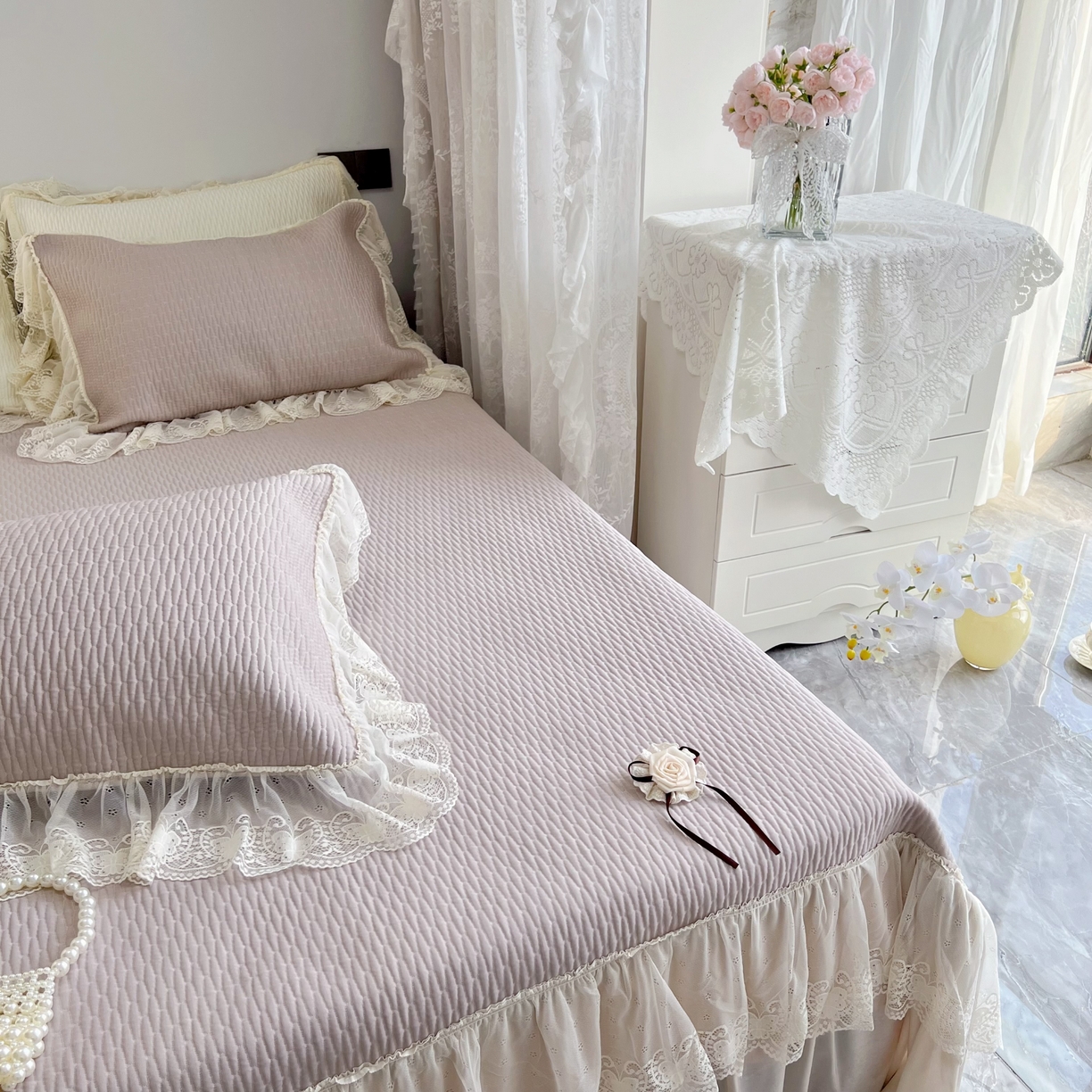 91家纺网 家纺一手货源 找家纺 恋尚羽 2026新款高分子PE凉泡泡大床裙凉感席波浪冰豆豆凉席席子三件套-系列 山茶可可 咖色