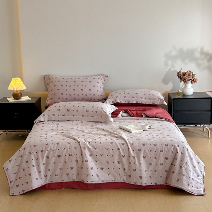 91家纺网 家纺一手货源 找家纺 禾时 2026春夏新品色织提花夏被夏凉被空调被四件套（配全棉纱布） 蝴蝶结（酒红）