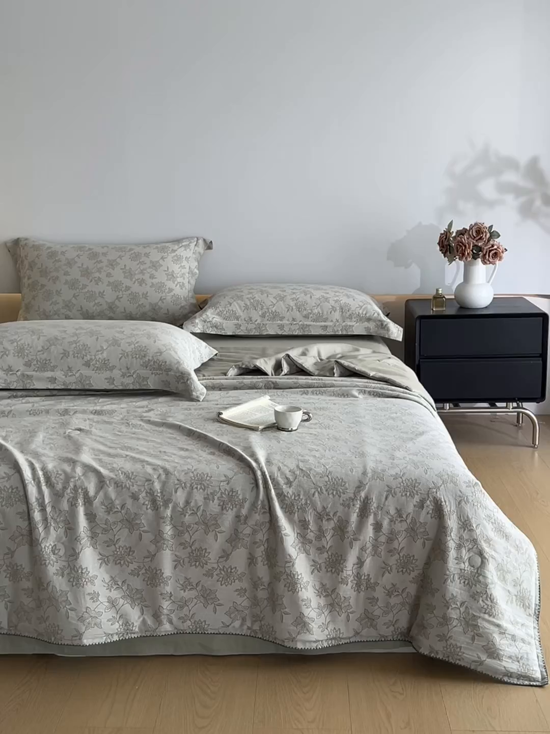 91家纺网 家纺一手货源 找家纺 （总）禾时 2026春夏新品色织提花夏被夏凉被空调被四件套（配全棉纱布）