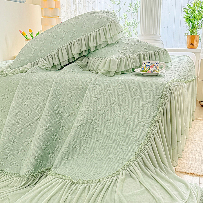 91家纺网 家纺一手货源 找家纺 金绣美居 2026新款PE高分子复合凉感席韩版床裙款凉席三件套-小确幸 小确幸-幸运绿