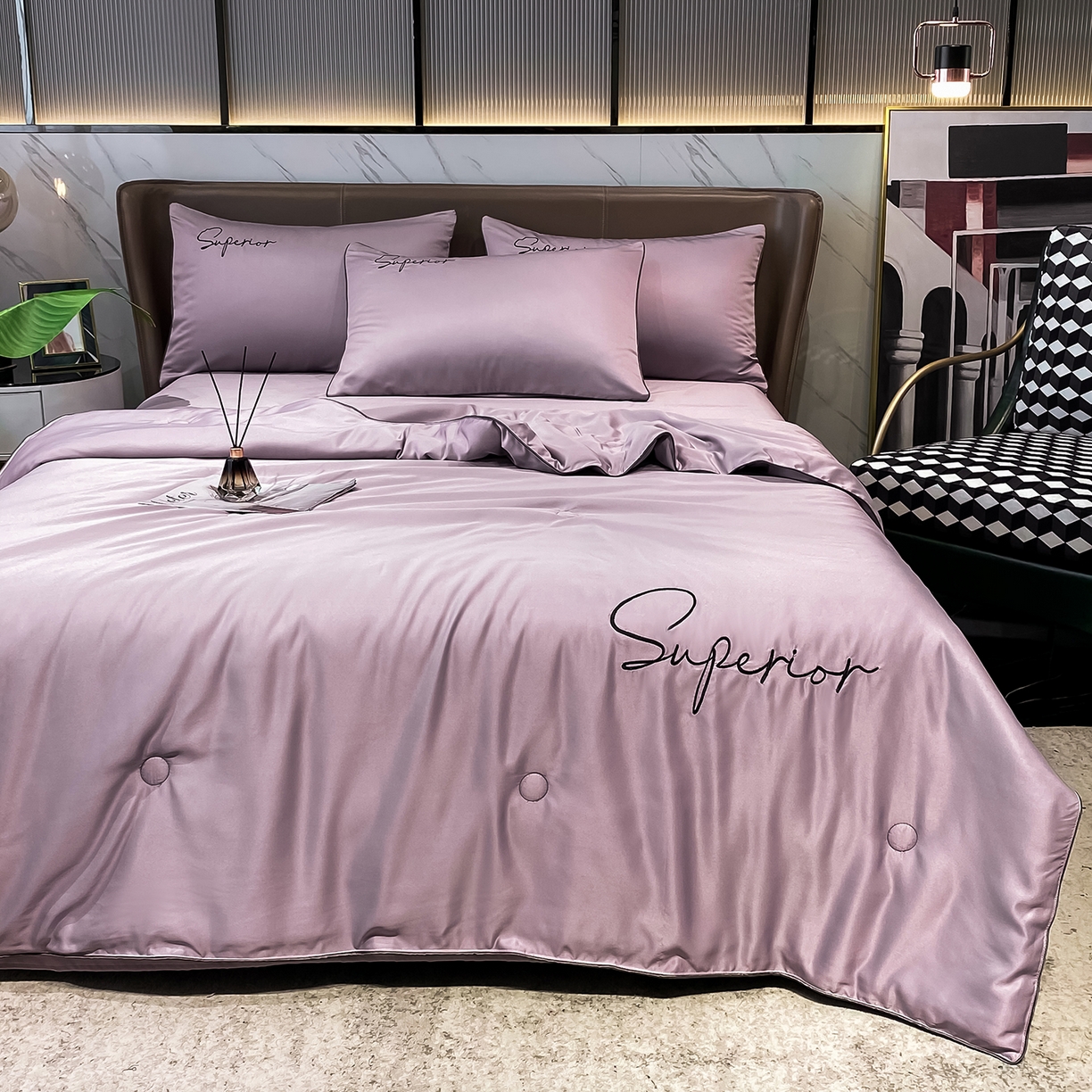 91家纺网 家纺一手货源 找家纺 吾诺家居 2026新款字母刺绣水洗天丝夏被夏凉被空调被四件套-字母 字母烟熏紫