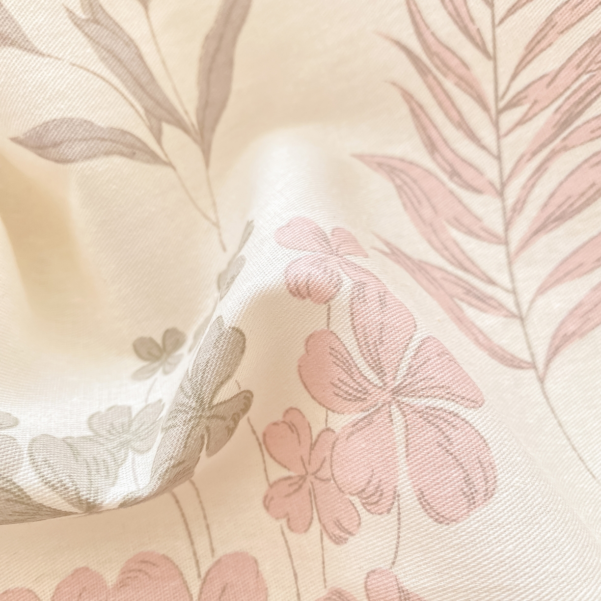 91家纺网 家纺一手货源 找家纺 女子家纺 2026新款全棉纯棉印花小印花花卉款单床笠床笠单件 洛克庄园红