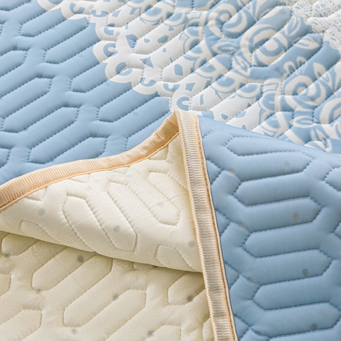 91家纺网 家纺一手货源 找家纺 羽梦家纺 2026新款冰柔丝乳胶床单款凉席赫本风情