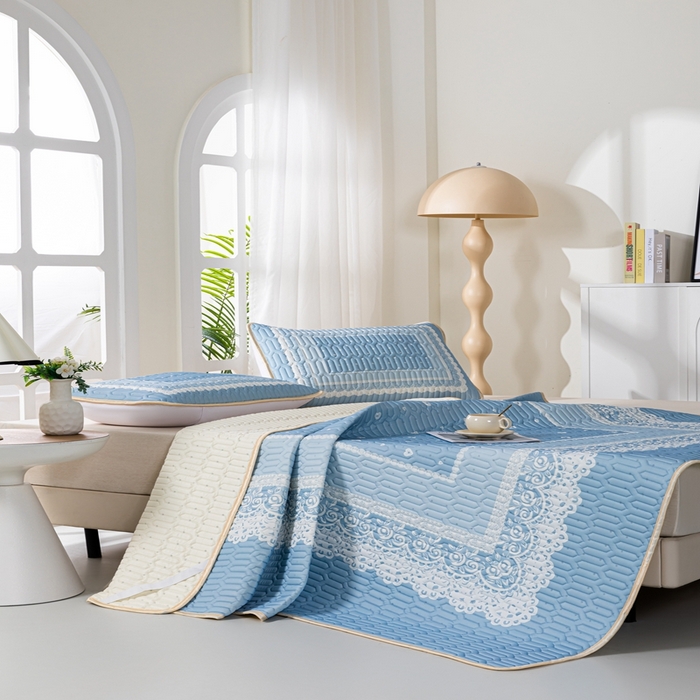 91家纺网 家纺一手货源 找家纺 羽梦家纺 2026新款冰柔丝乳胶床单款凉席赫本风情