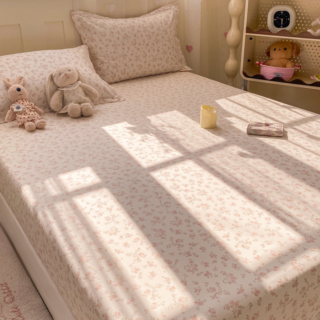 91家纺网 家纺一手货源 找家纺 女子家纺 2026新款全棉纯棉印花小印花花卉款单床笠床笠单件 俏佳人