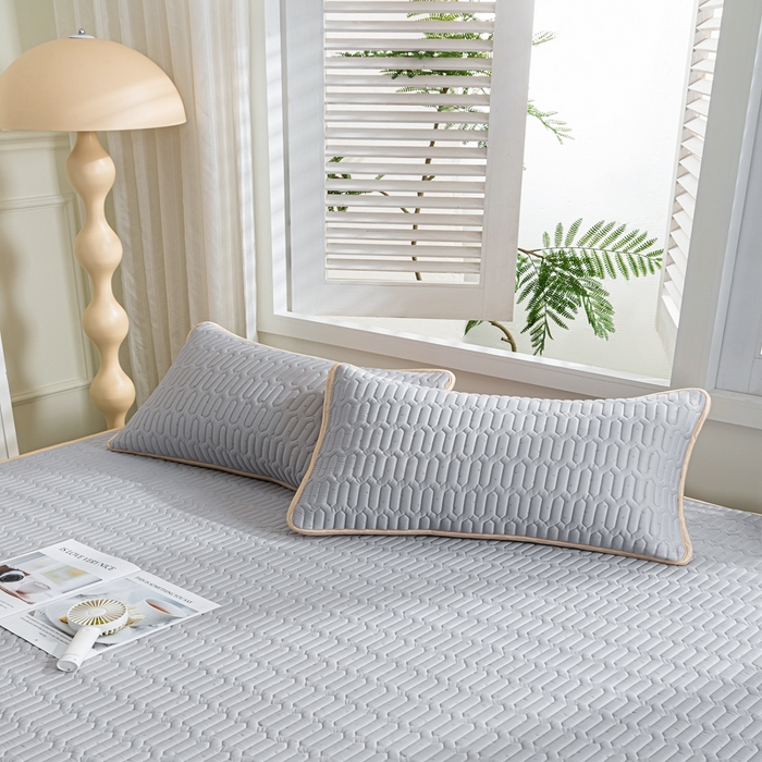 91家纺网 家纺一手货源 找家纺 羽梦家纺 2026新款冰柔丝乳胶床单款凉席灰色