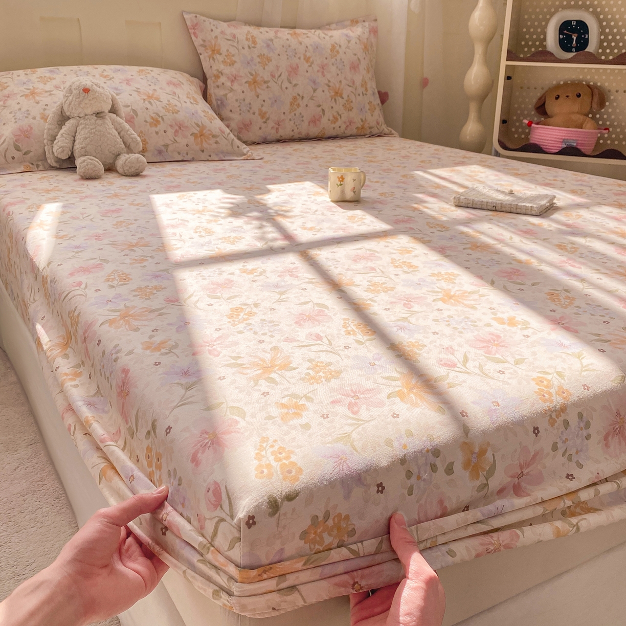 91家纺网 家纺一手货源 找家纺 女子家纺 2026新款全棉纯棉印花小印花花卉款单床笠床笠单件 苏糖粉