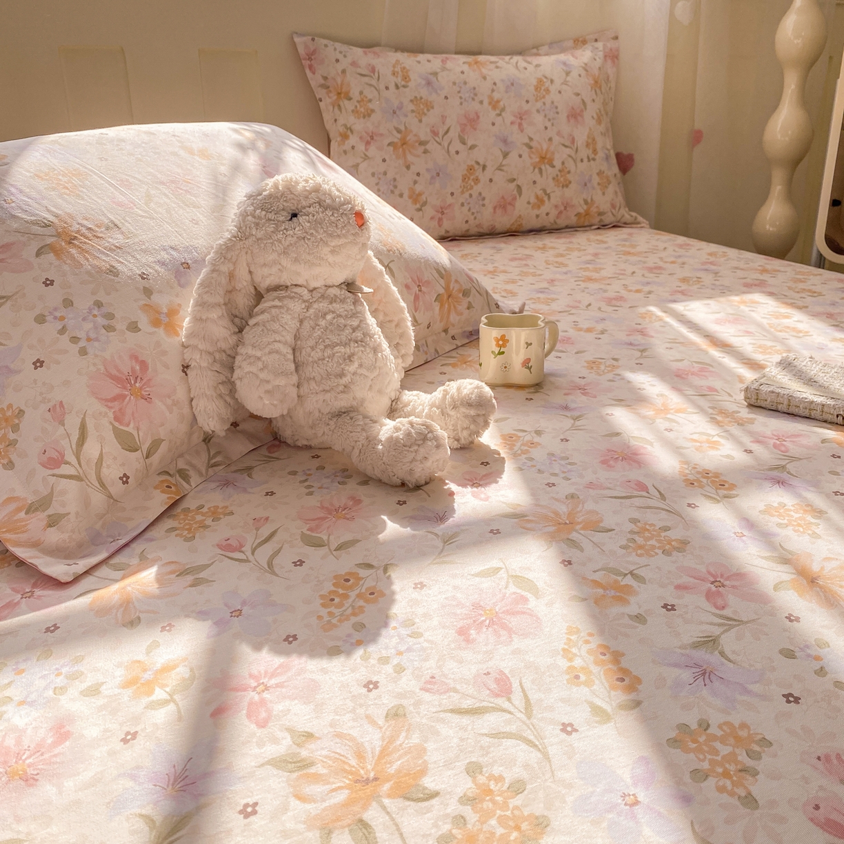 91家纺网 家纺一手货源 找家纺 女子家纺 2026新款全棉纯棉印花小印花花卉款单床笠床笠单件 苏糖粉