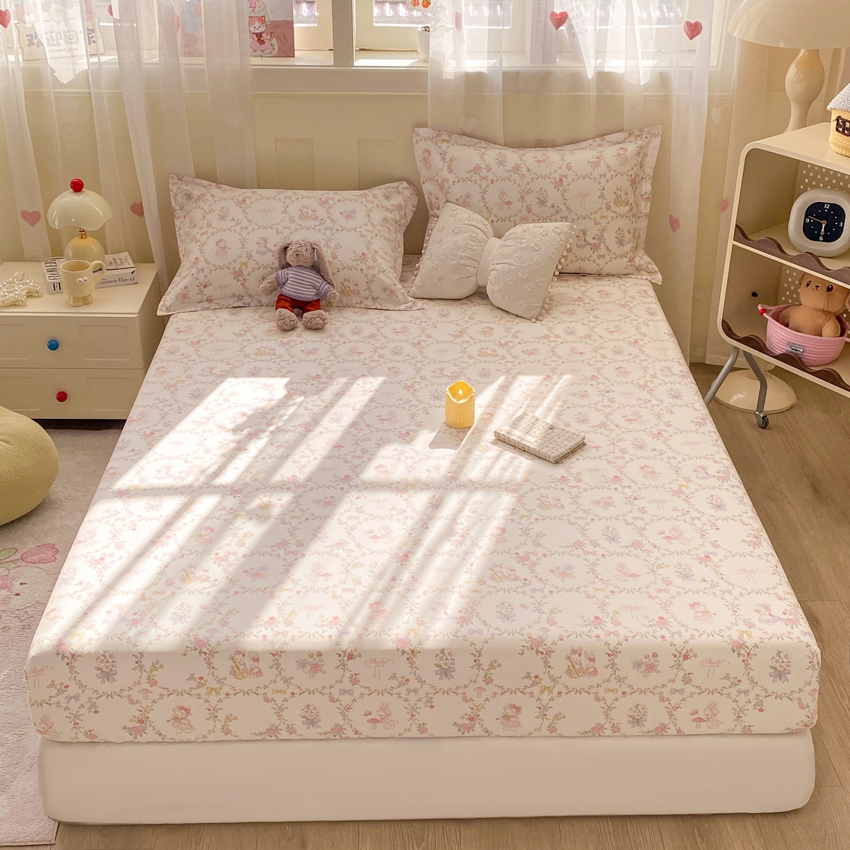 91家纺网 家纺一手货源 找家纺 女子家纺 2026新款全棉纯棉印花小印花花卉款单床笠床笠单件 童话花町