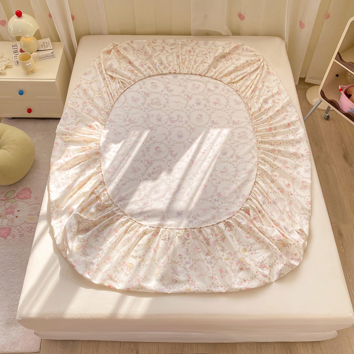 91家纺网 家纺一手货源 找家纺 女子家纺 2026新款全棉纯棉印花小印花花卉款单床笠床笠单件 童话花町