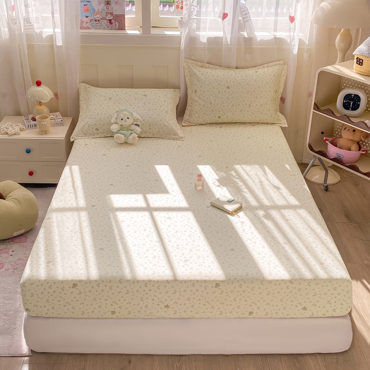 91家纺网 家纺一手货源 找家纺 女子家纺 2026新款全棉纯棉印花小印花花卉款单床笠床笠单件 微花耳耳粉