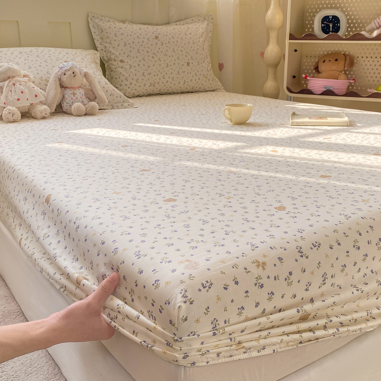 91家纺网 家纺一手货源 找家纺 女子家纺 2026新款全棉纯棉印花小印花花卉款单床笠床笠单件 微花耳耳蓝