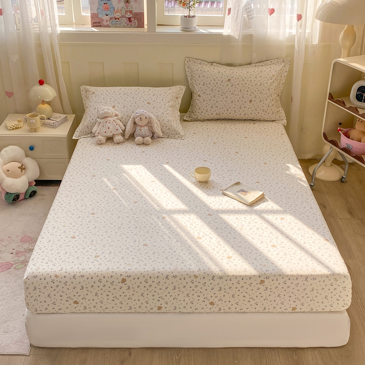 91家纺网 家纺一手货源 找家纺 女子家纺 2026新款全棉纯棉印花小印花花卉款单床笠床笠单件 微花耳耳蓝