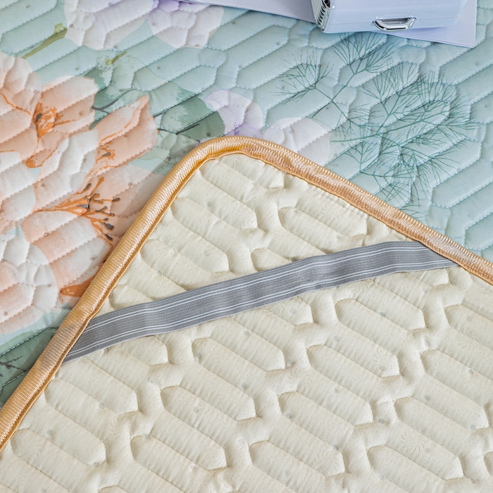 91家纺网 家纺一手货源 找家纺 羽梦家纺 2026新款冰柔丝乳胶床单款凉席曼谷花海