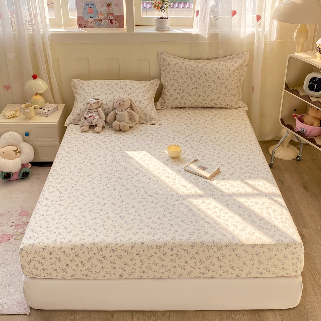 91家纺网 家纺一手货源 找家纺 女子家纺 2026新款全棉纯棉印花小印花花卉款单床笠床笠单件 星辰蔷薇