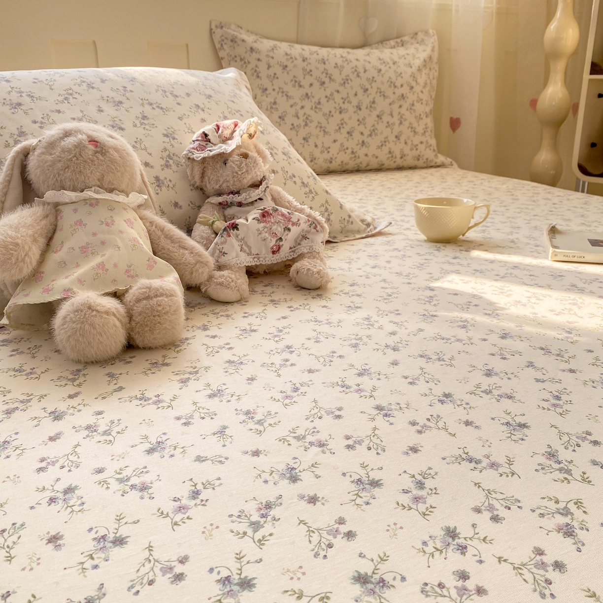 91家纺网 家纺一手货源 找家纺 女子家纺 2026新款全棉纯棉印花小印花花卉款单床笠床笠单件 星辰蔷薇