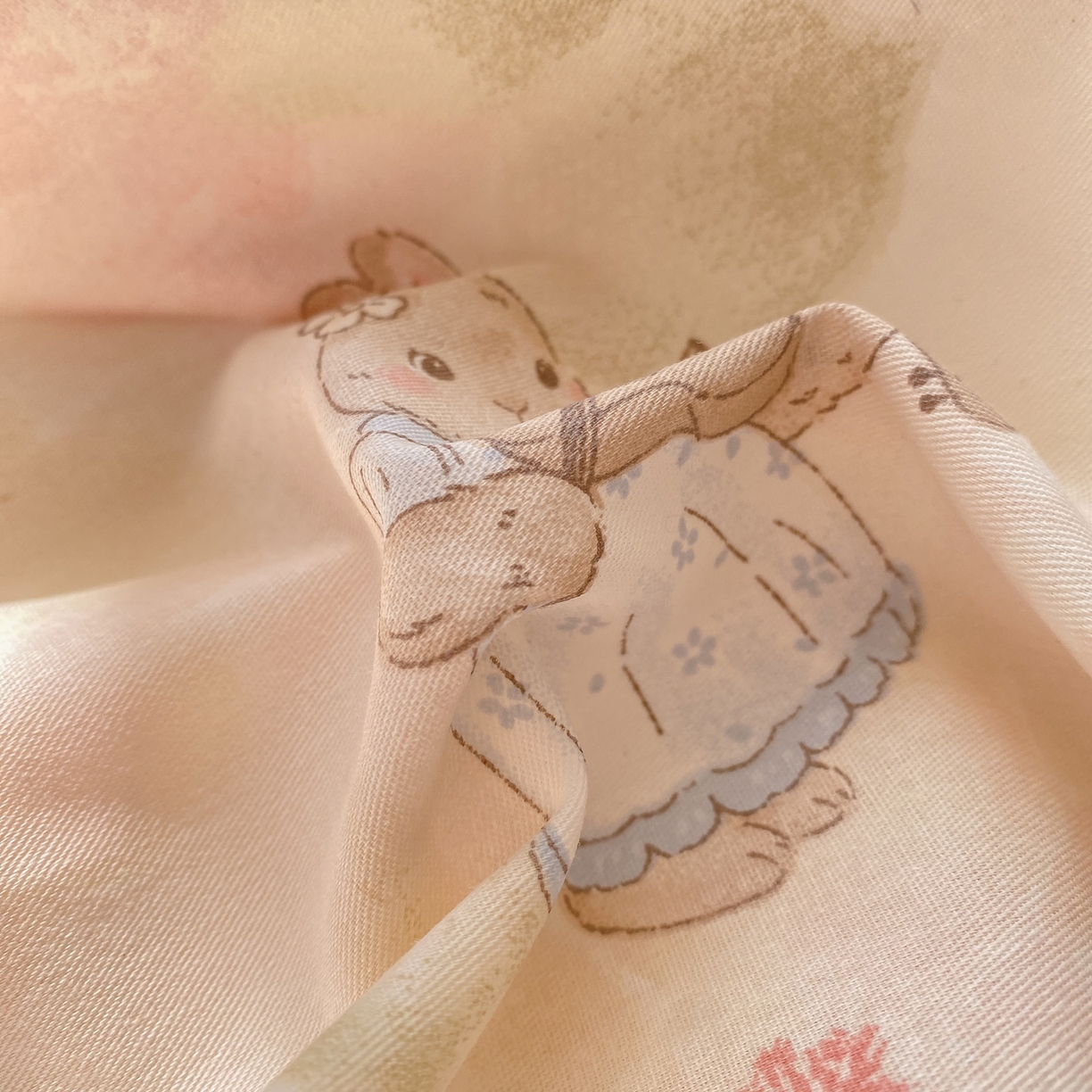 91家纺网 家纺一手货源 找家纺 女子家纺 2026新款全棉纯棉印花小印花花卉款单床笠床笠单件 油画弦音