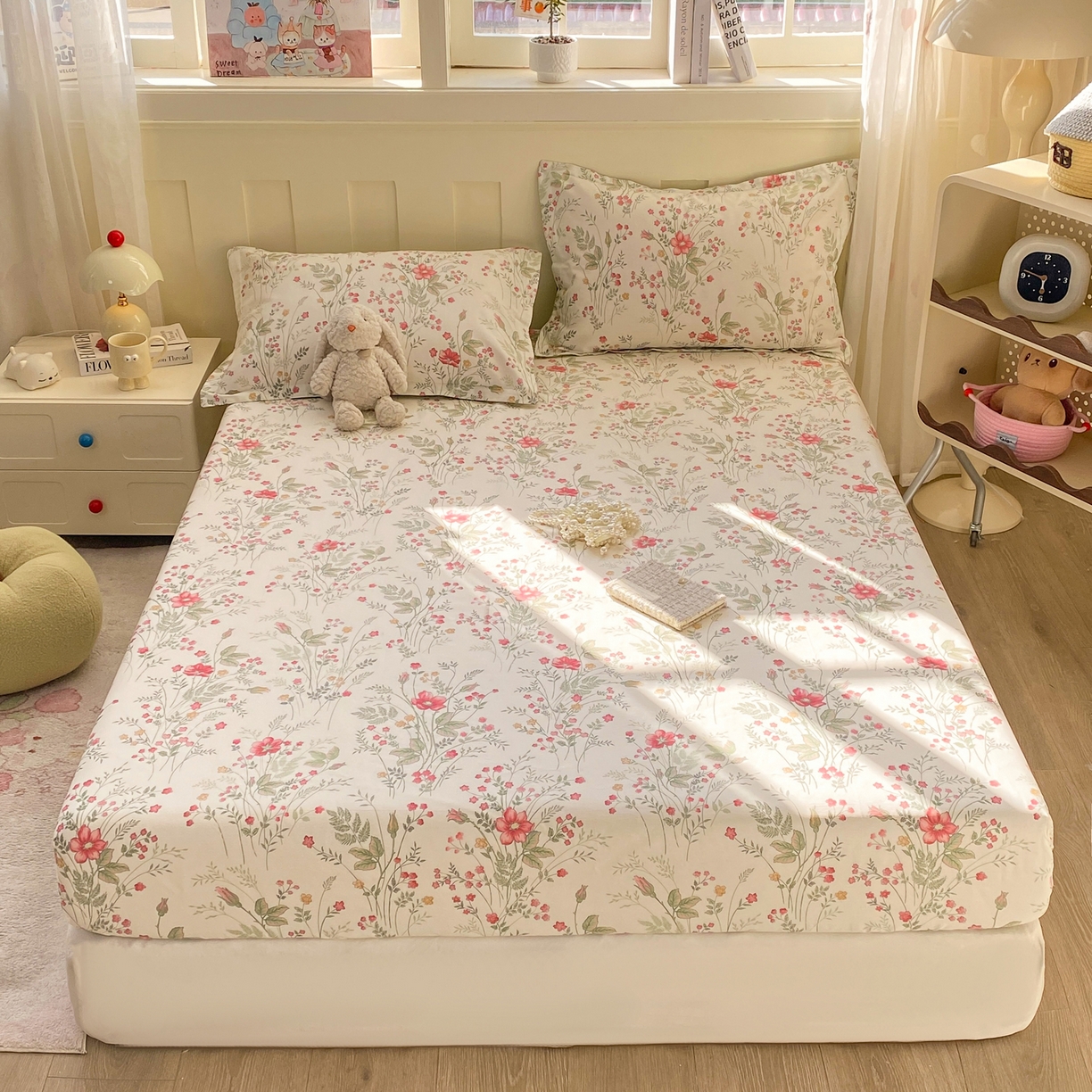 91家纺网 家纺一手货源 找家纺 女子家纺 2026新款全棉纯棉印花小印花花卉款单床笠床笠单件 玉笛花间