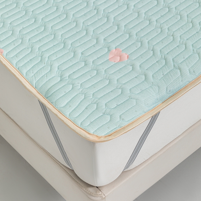 91家纺网 家纺一手货源 找家纺 羽梦家纺 2026新款冰柔丝乳胶床单款凉席梦幻星空