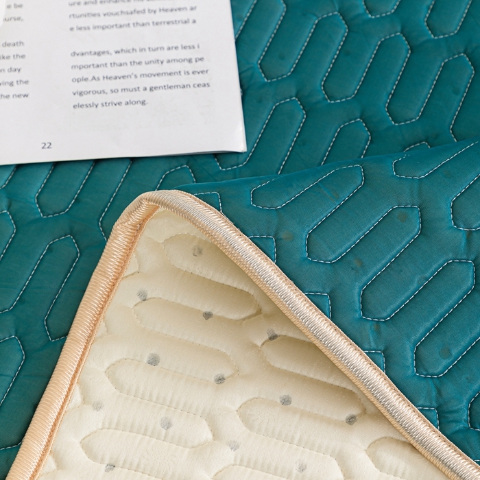 91家纺网 家纺一手货源 找家纺 羽梦家纺 2026新款冰柔丝乳胶床单款凉席墨绿