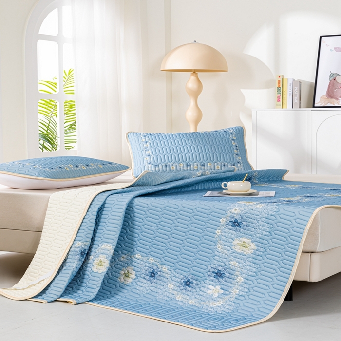 91家纺网 家纺一手货源 找家纺 羽梦家纺 2026新款冰柔丝乳胶床单款凉席倾城之恋