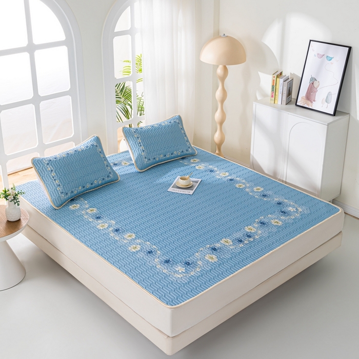 91家纺网 家纺一手货源 找家纺 羽梦家纺 2026新款冰柔丝乳胶床单款凉席倾城之恋