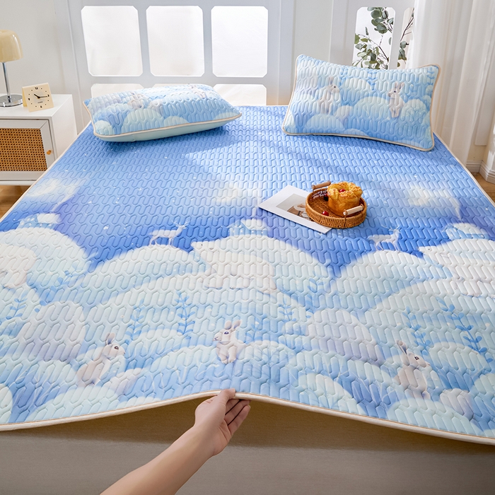 91家纺网 家纺一手货源 找家纺 羽梦家纺 2026新款冰柔丝乳胶床单款凉席云端兔语