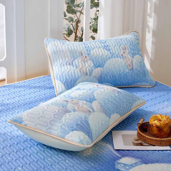 91家纺网 家纺一手货源 找家纺 羽梦家纺 2026新款冰柔丝乳胶床单款凉席云端兔语