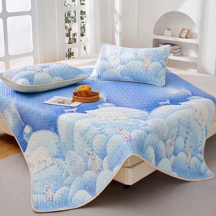 91家纺网 家纺一手货源 找家纺 羽梦家纺 2026新款冰柔丝乳胶床单款凉席云端兔语