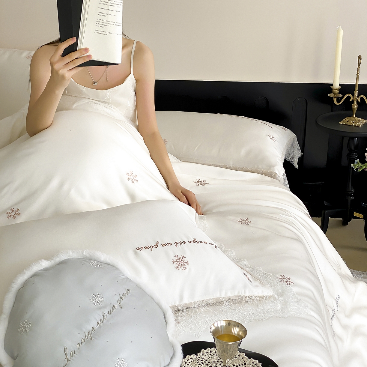 91家纺网 家纺一手货源 找家纺 初拾 2026新款60s兰精天丝“小雪花”四件套-艾莎公主 艾莎公主-裸粉