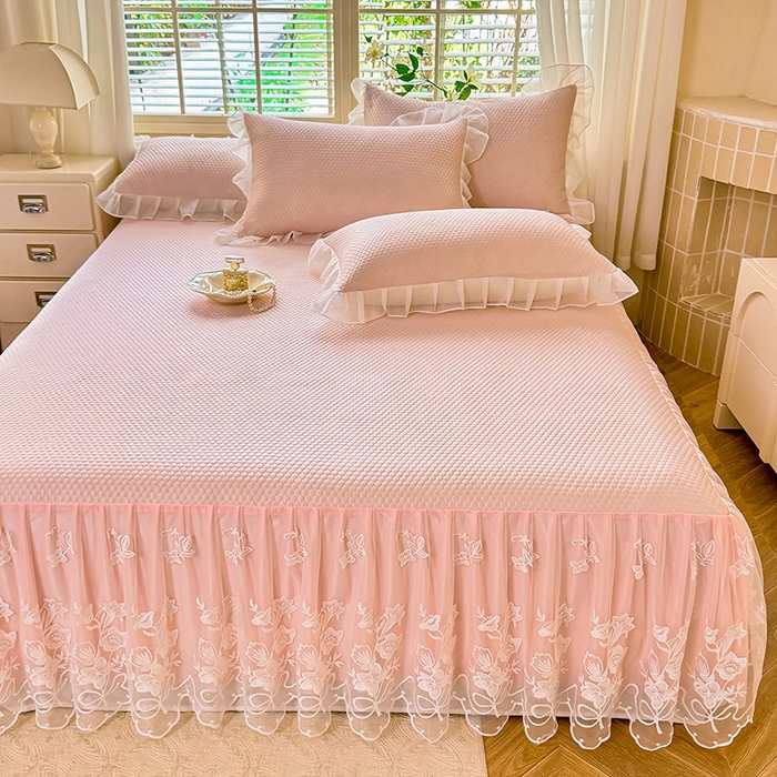 91家纺网 家纺一手货源 找家纺 （总）后庭寝室 2026新款冰感豆豆床裙凉席夏被空调被四件套-花语系列