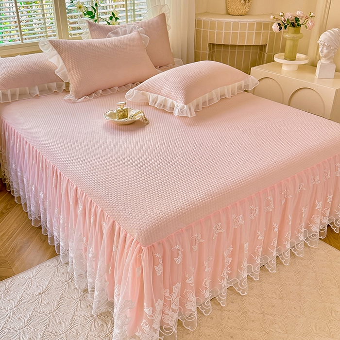 91家纺网 家纺一手货源 找家纺 后庭寝室 2026新款冰感豆豆床裙凉席夏被空调被四件套-花语系列 花语-嫩玉